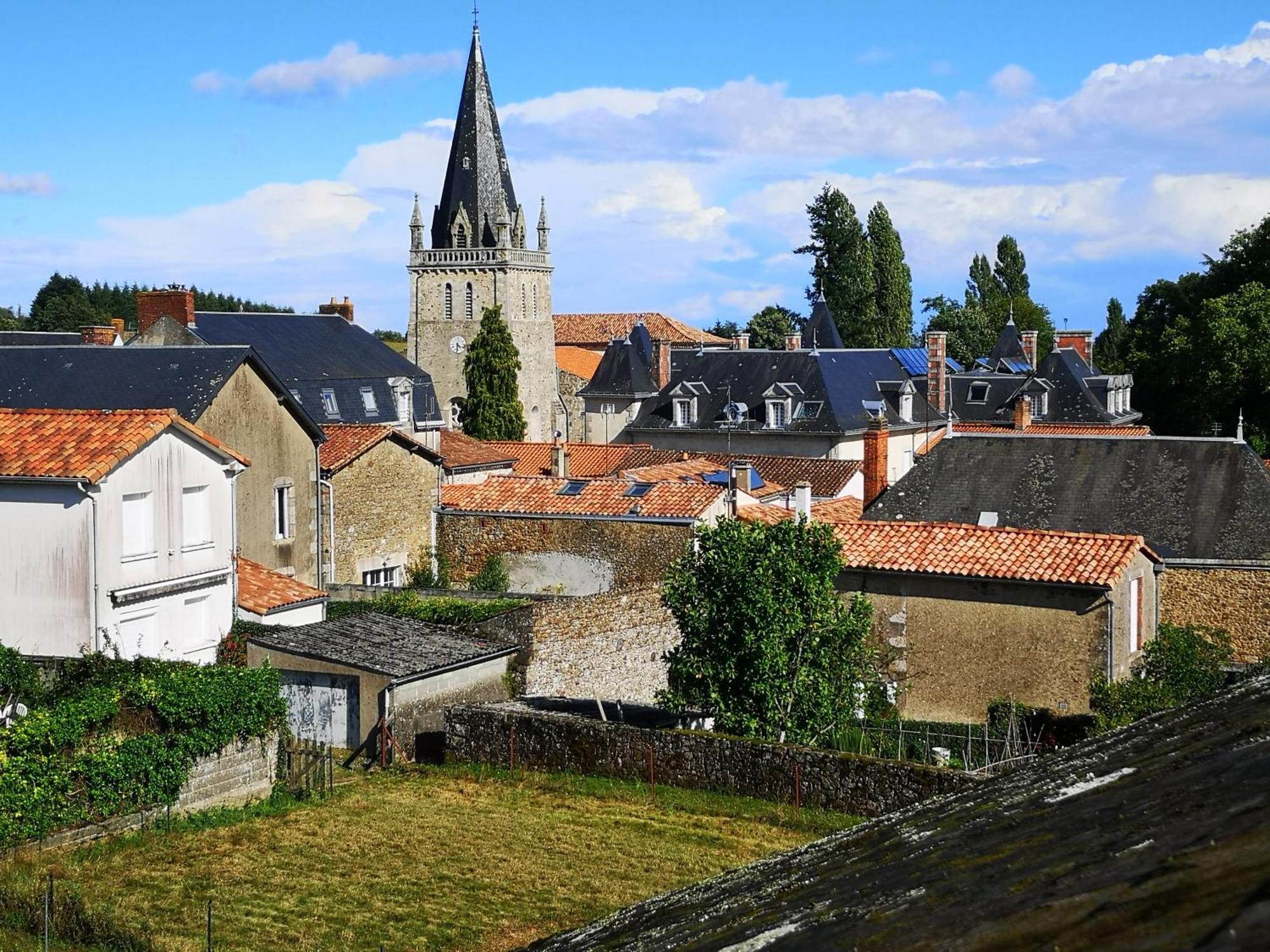 Gite Duguesclin La Flocellière Extérieur photo